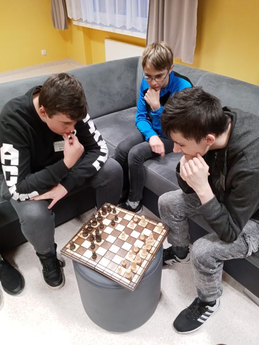 Nauczcie dzieci grać w szachy